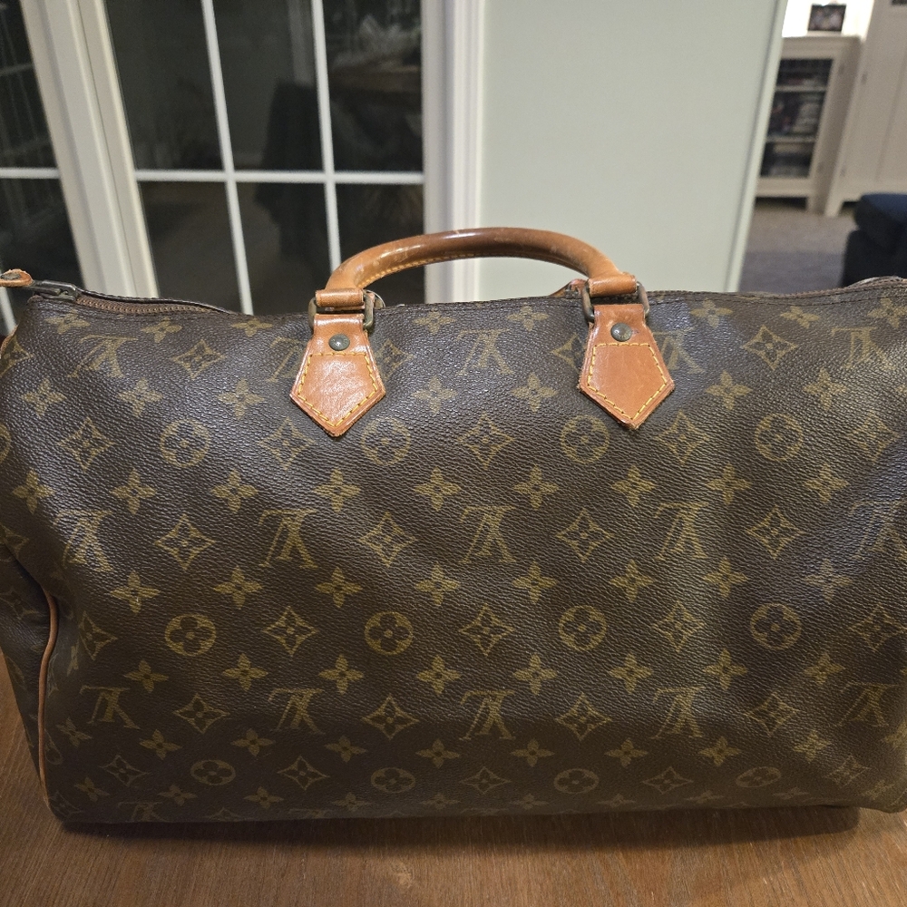 Authentic Louis Vuitton Speedy 40 Monogram Handbag VINTAGE